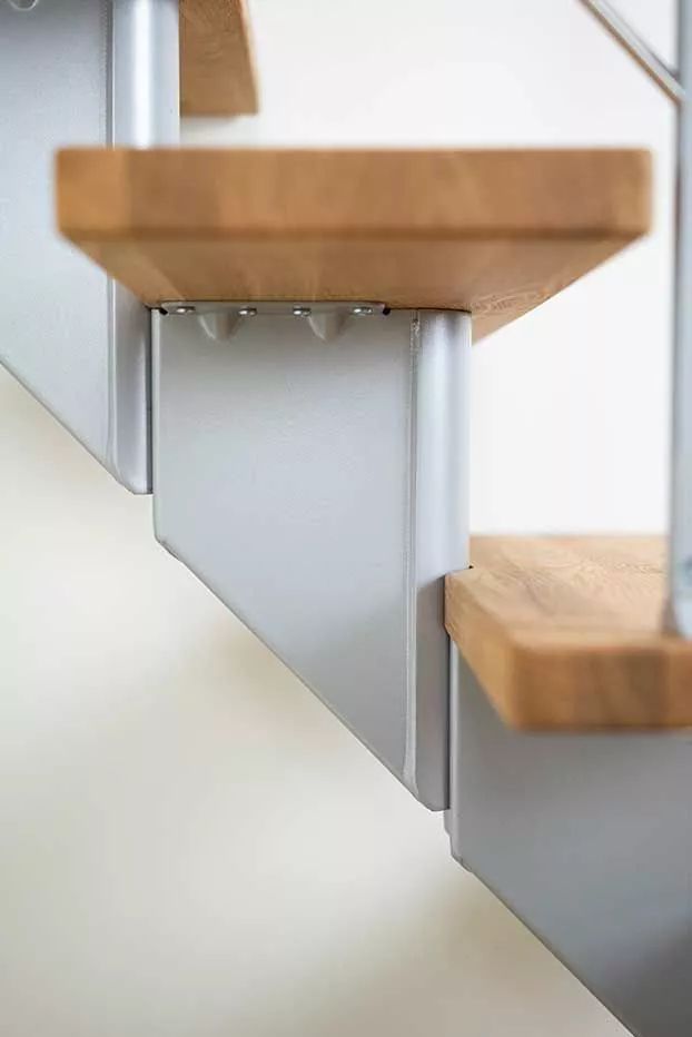 DOLLE Hamburg - modulové schody přímé do 279 cm - zábradlí DESIGN