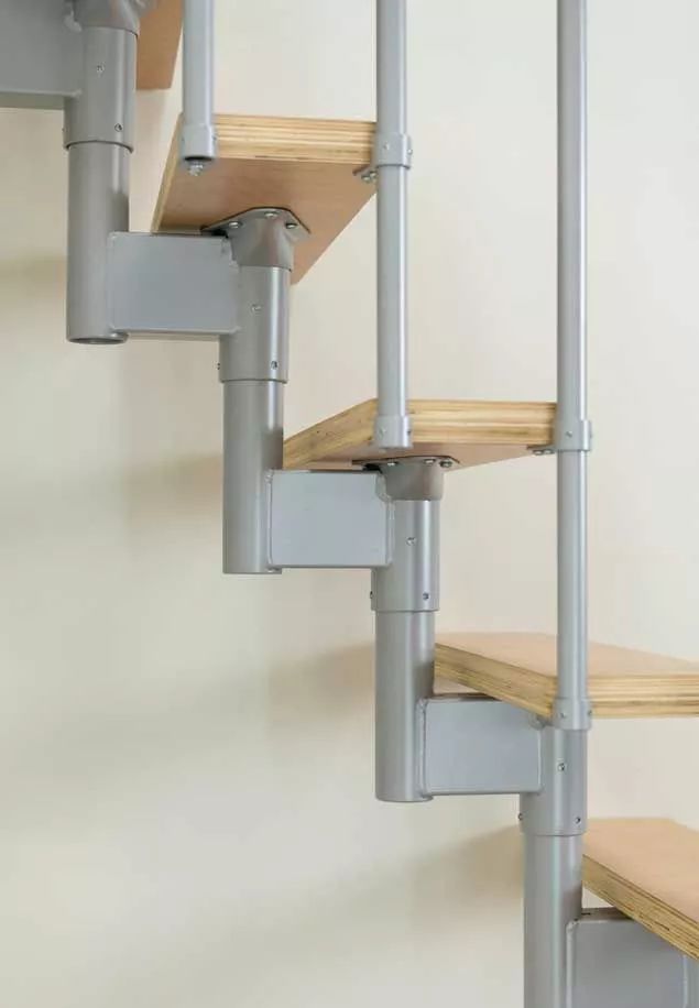 DOLLE DALLAS - zábradlí z druhé strany 