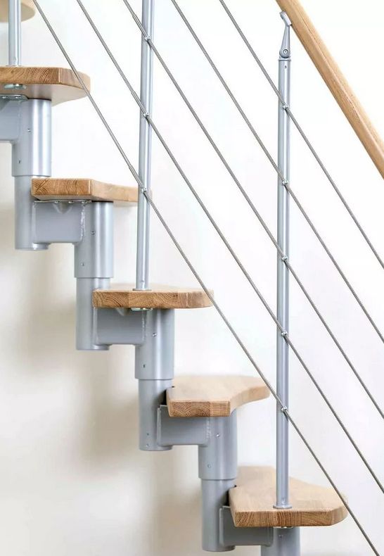 DOLLE BASEL - úsporné schody do 360cm/ dub lakovaný