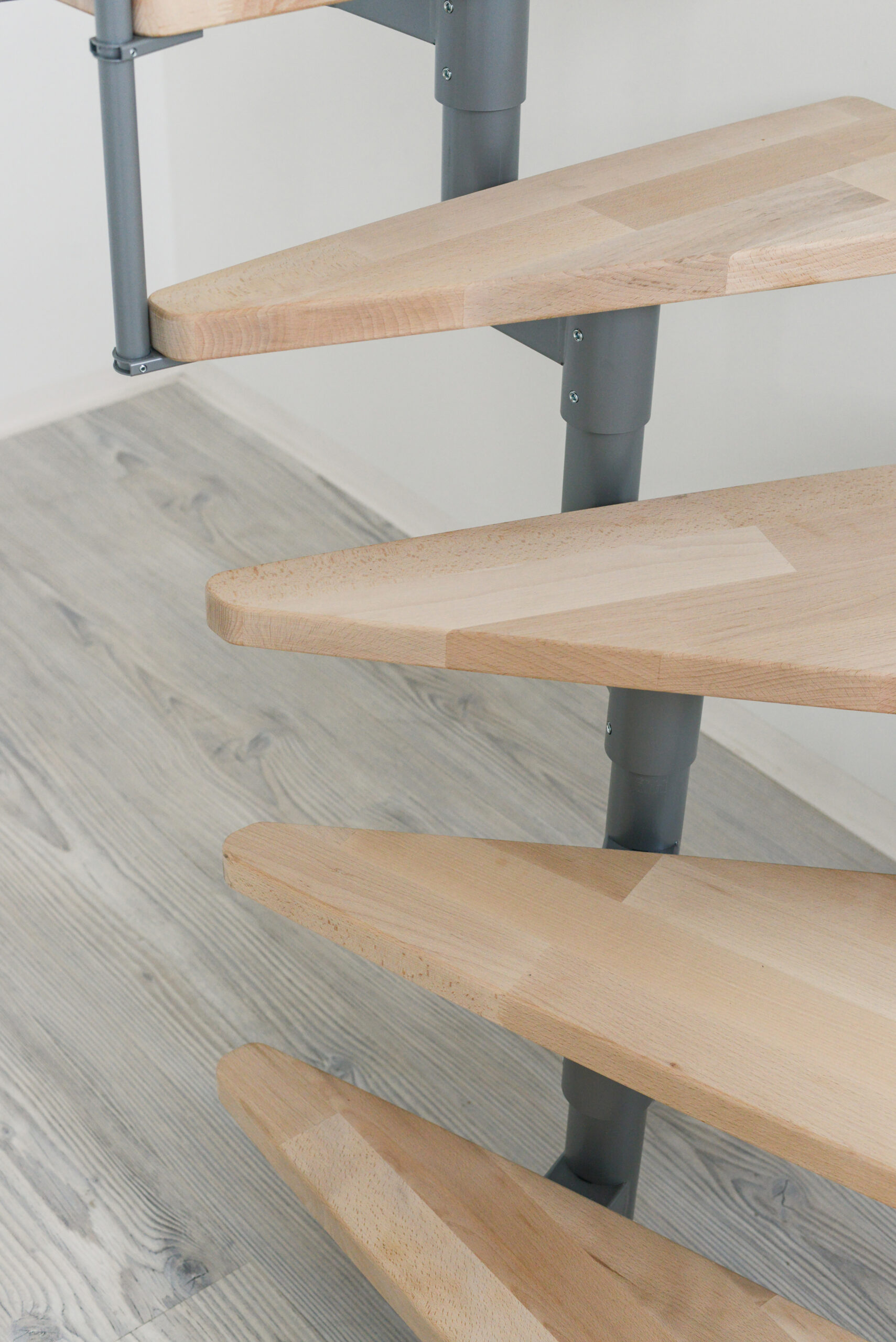 MINKA Style TURN - modulové schody do 304 cm - 1/4 zat.