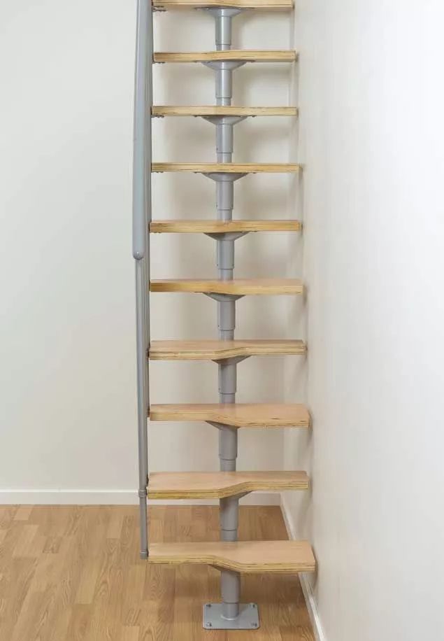 DOLLE ATLANTA - úsporné schody do 300cm - přímé