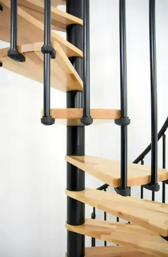 MINKA Berlin Smart Black - točité schody do 329 cm - Buk